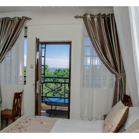 Parkview Safari Hotel And Apartments Kisumu Esterno foto