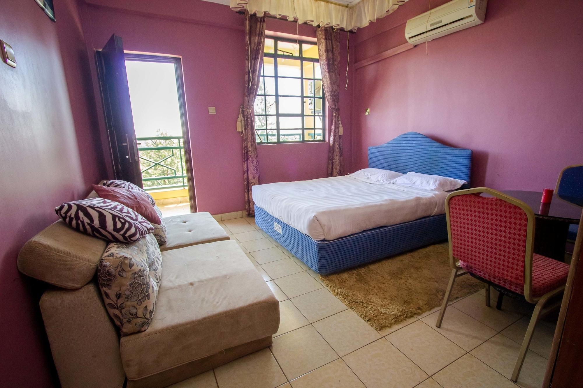 Parkview Safari Hotel And Apartments Kisumu Esterno foto