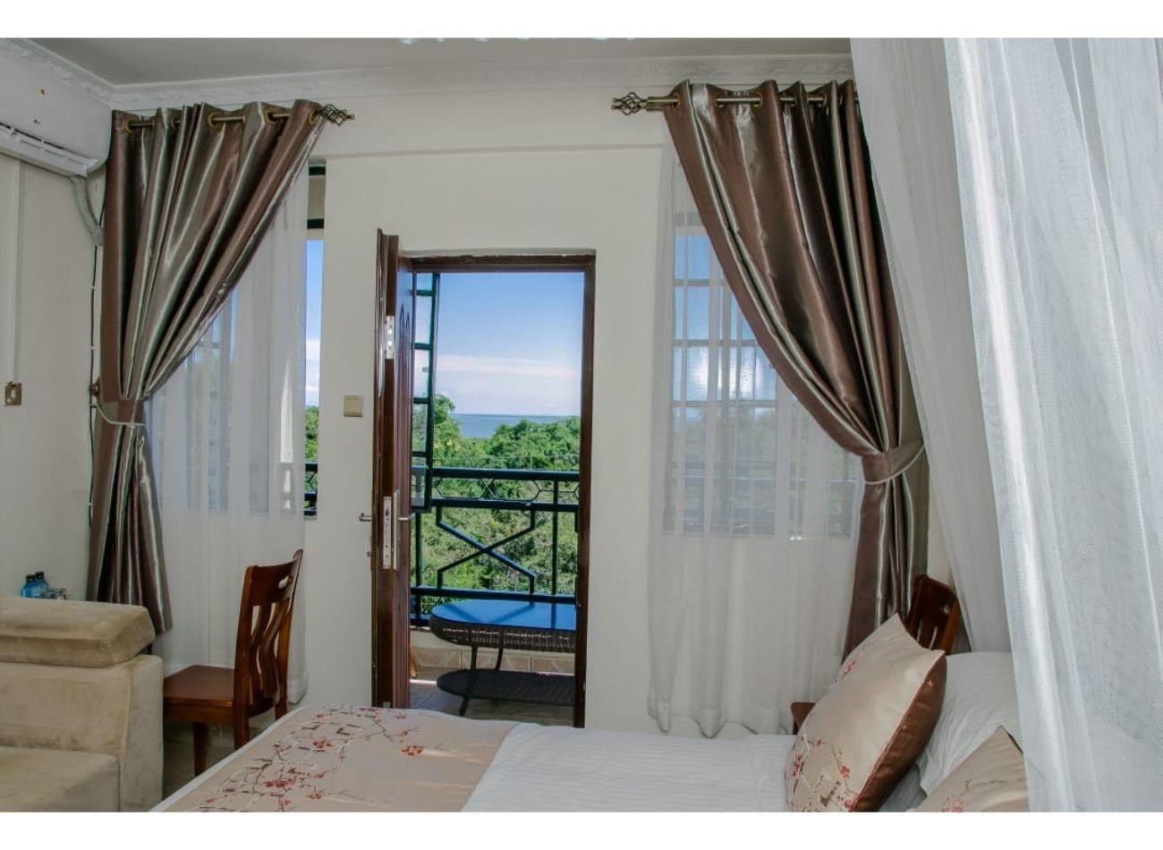 Parkview Safari Hotel And Apartments Kisumu Esterno foto