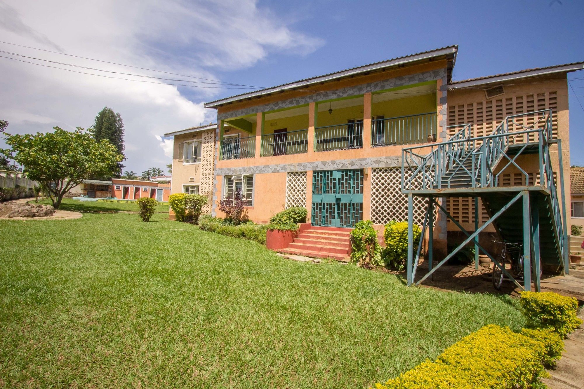 Parkview Safari Hotel And Apartments Kisumu Esterno foto